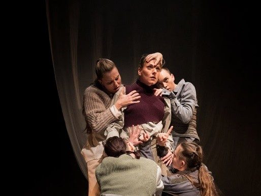 Dance Company ONE, Szene aus «Les Femmes Fatales»